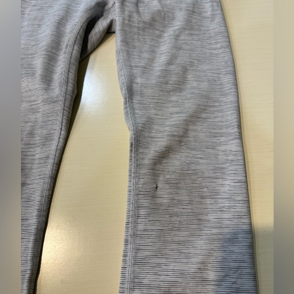 Lululemon leggings - Picture 2 of 6